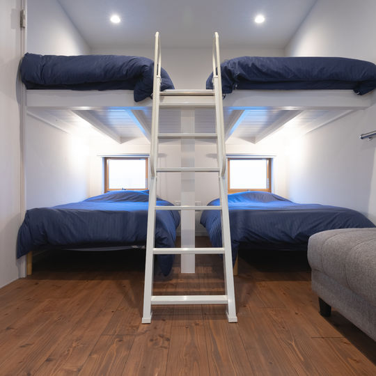 Room with bunk beds